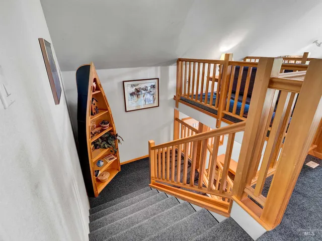 $909,000 | 910 Camas Place, McCall, ID 83638