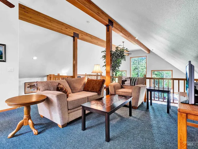 $909,000 | 910 Camas Place, McCall, ID 83638