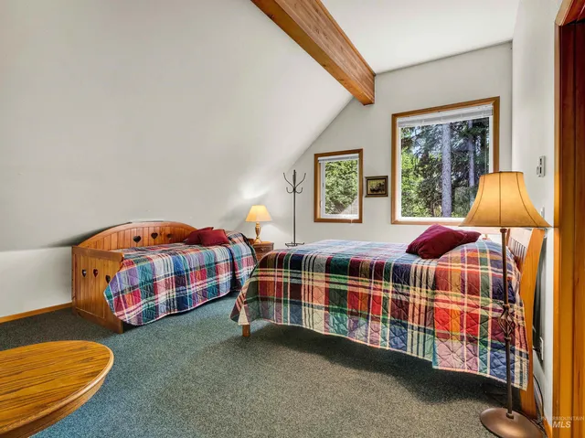 $909,000 | 910 Camas Place, McCall, ID 83638