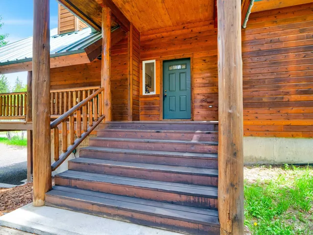 $909,000 | 910 Camas Place, McCall, ID 83638