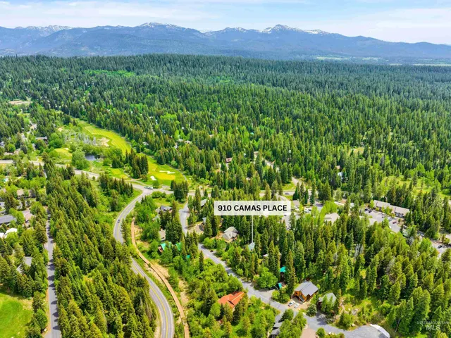 $909,000 | 910 Camas Place, McCall, ID 83638