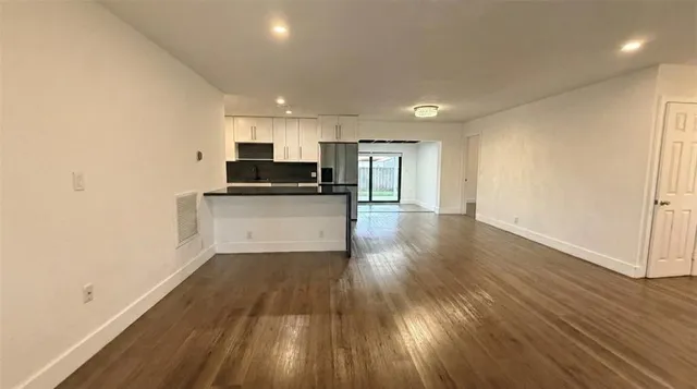 $4,400 | 3193 Taft Street, Hollywood, FL 33021