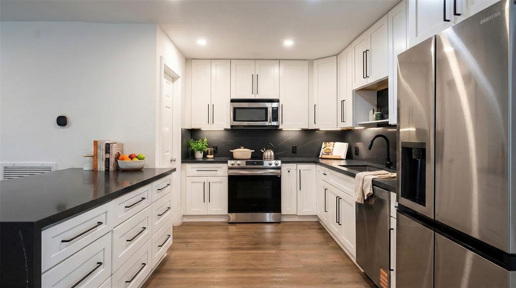 3193 Taft Street Hollywood, FL 33021 - Photo 6 of 18