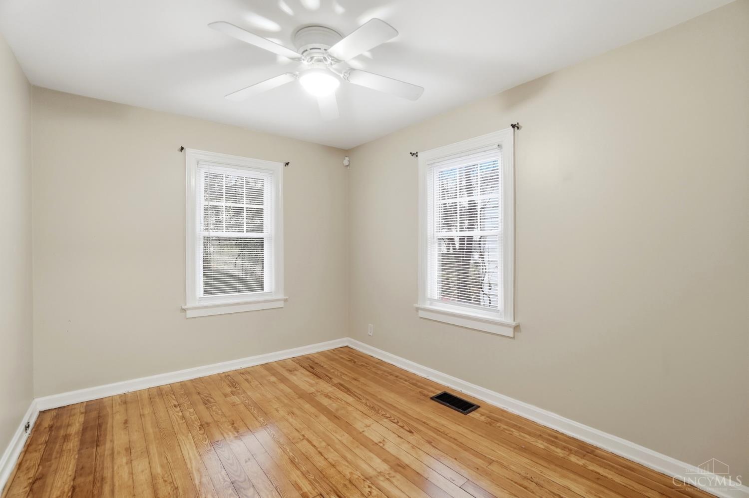 5256 Warren Avenue Norwood, OH 45212 - Photo 25 of 32