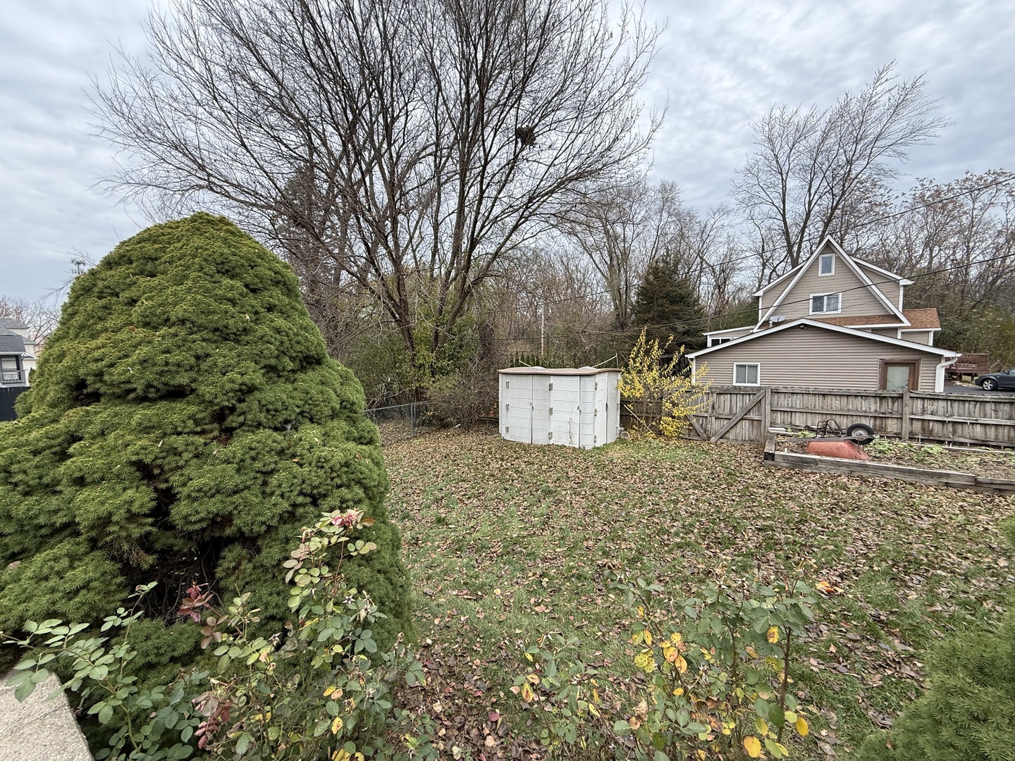 Undisclosed Address Itasca, IL 60143 - Photo 16 of 16 a view of outdoor space and yard
