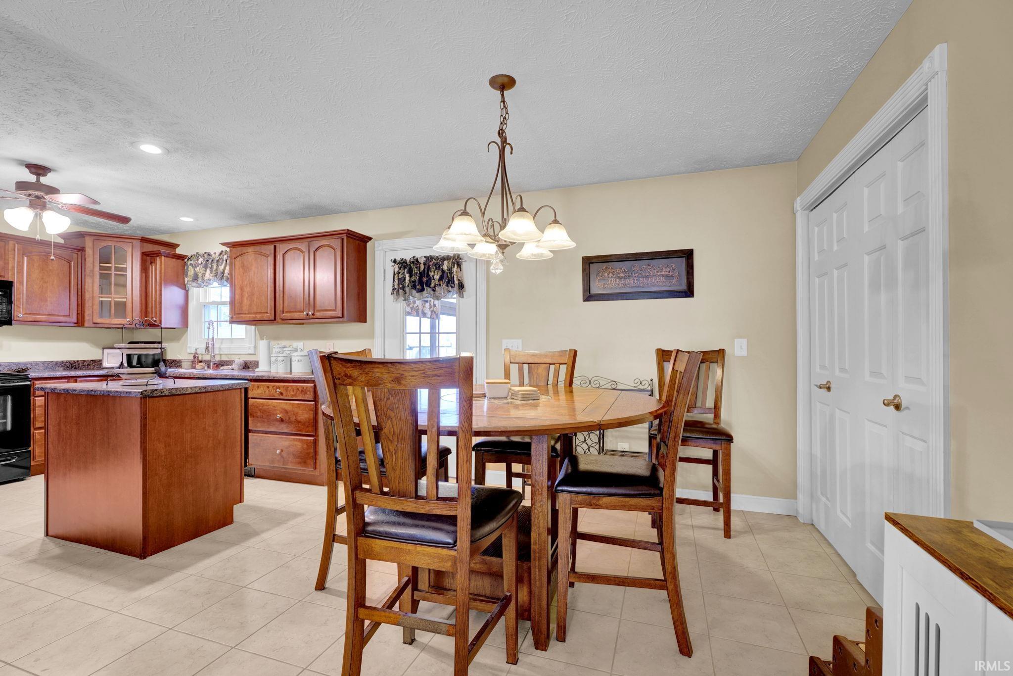 525 South 8th Avenue Haubstadt, IN 47639 - Photo 11 of 36