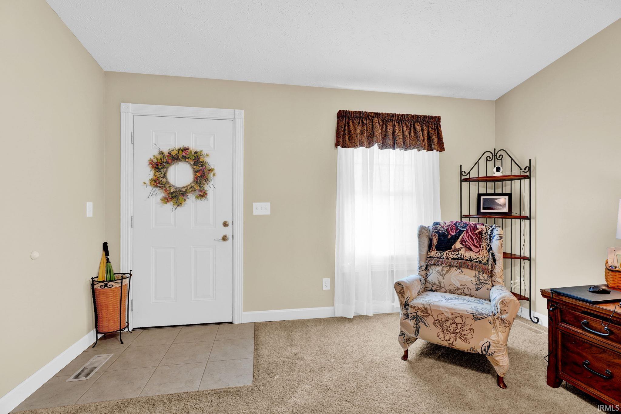 525 South 8th Avenue Haubstadt, IN 47639 - Photo 6 of 36