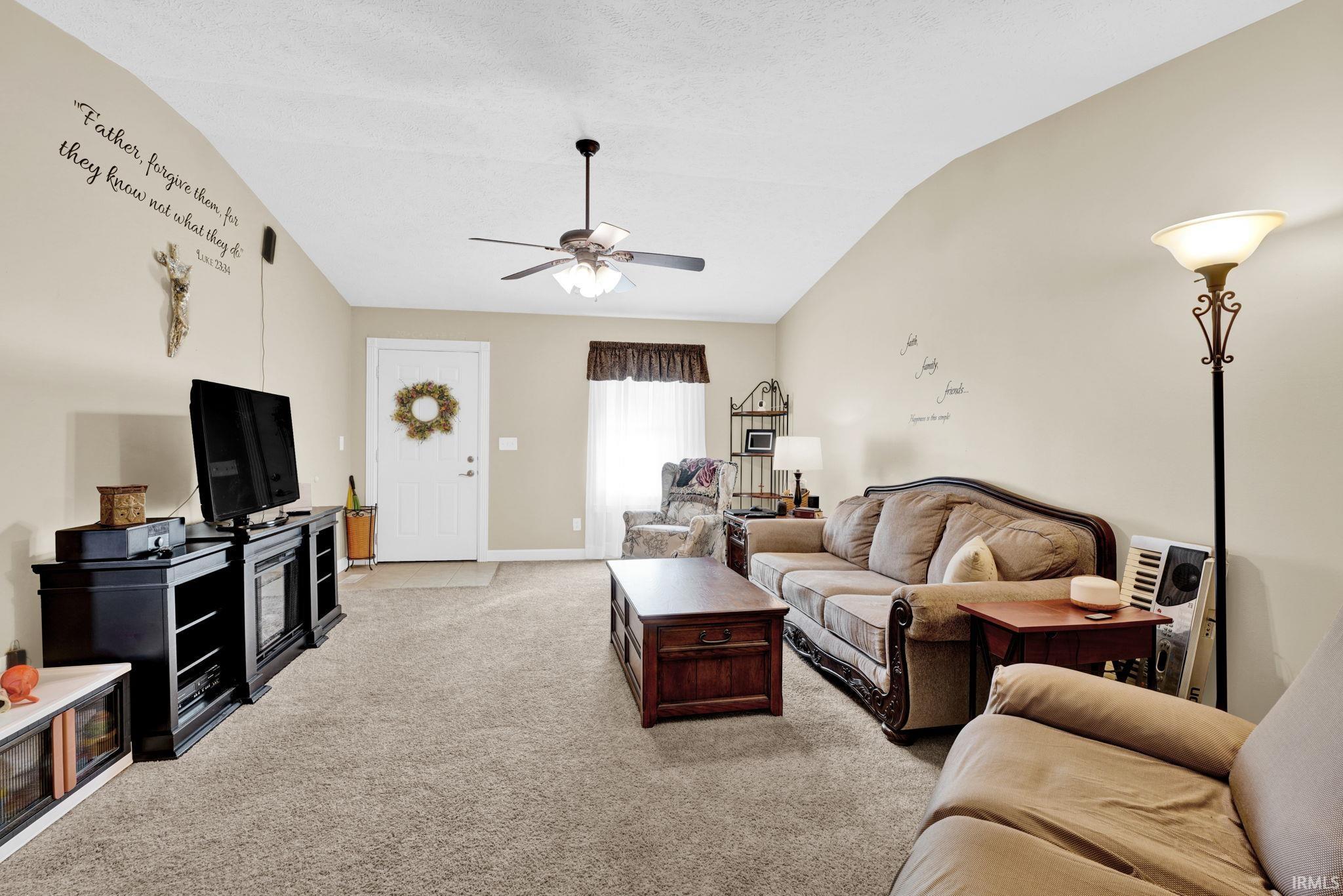 525 South 8th Avenue Haubstadt, IN 47639 - Photo 7 of 36