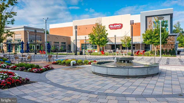 $399,900 | 14810 Mason Creek Circle, Woodbridge, VA 22191