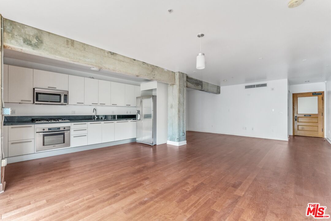 416 South Spring Street, Unit 608 Los Angeles, CA 90013 - Photo 15 of 22