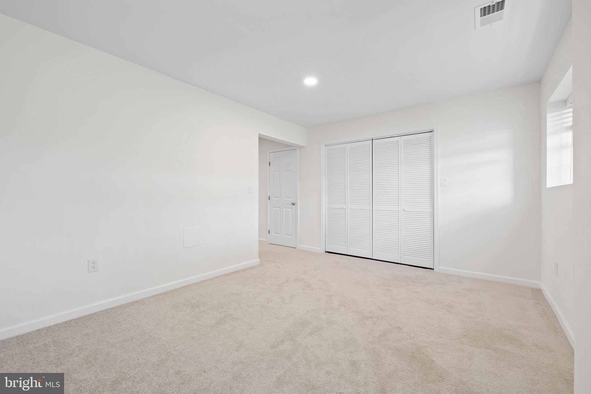 8777 Dunstable Loop Bristow, VA 20136 - Photo 16 of 25 a view of an empty room