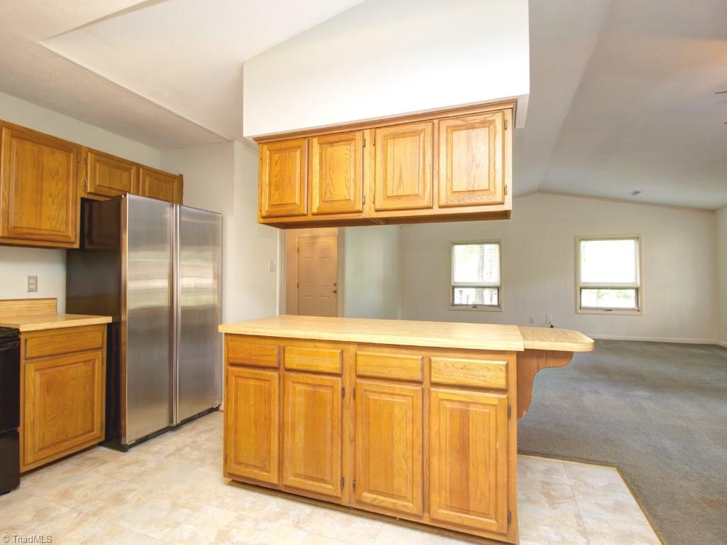 1112 Eagle Road Greensboro, NC 27407 - Photo 8 of 21 Kitchen