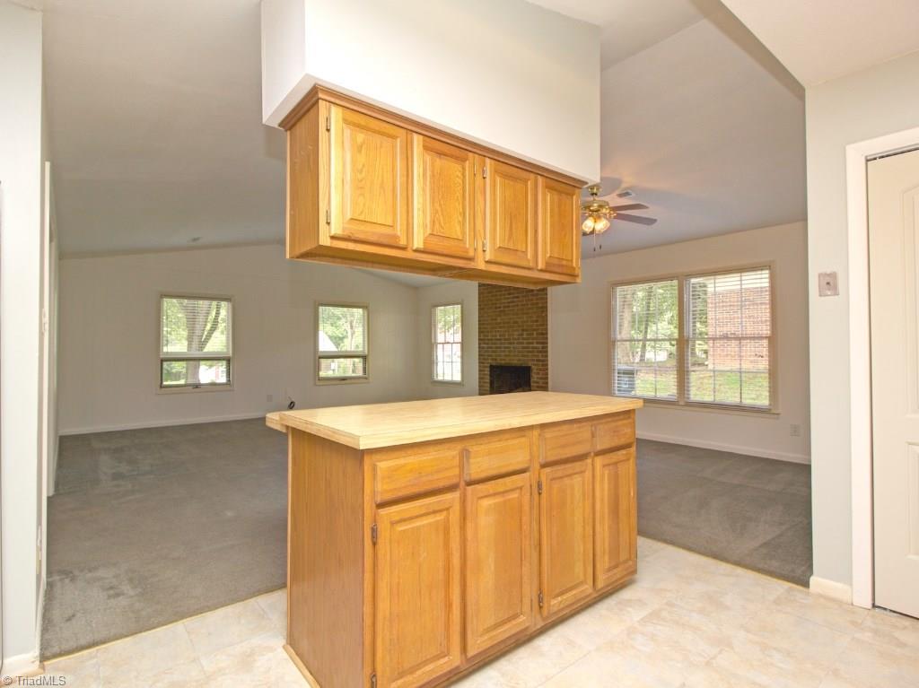 1112 Eagle Road Greensboro, NC 27407 - Photo 9 of 21 Kitchen