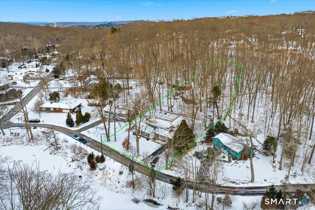 $439,900 | 48 North Glenwoods Road, Ledyard, CT 06335