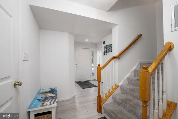a view of entryway and hall