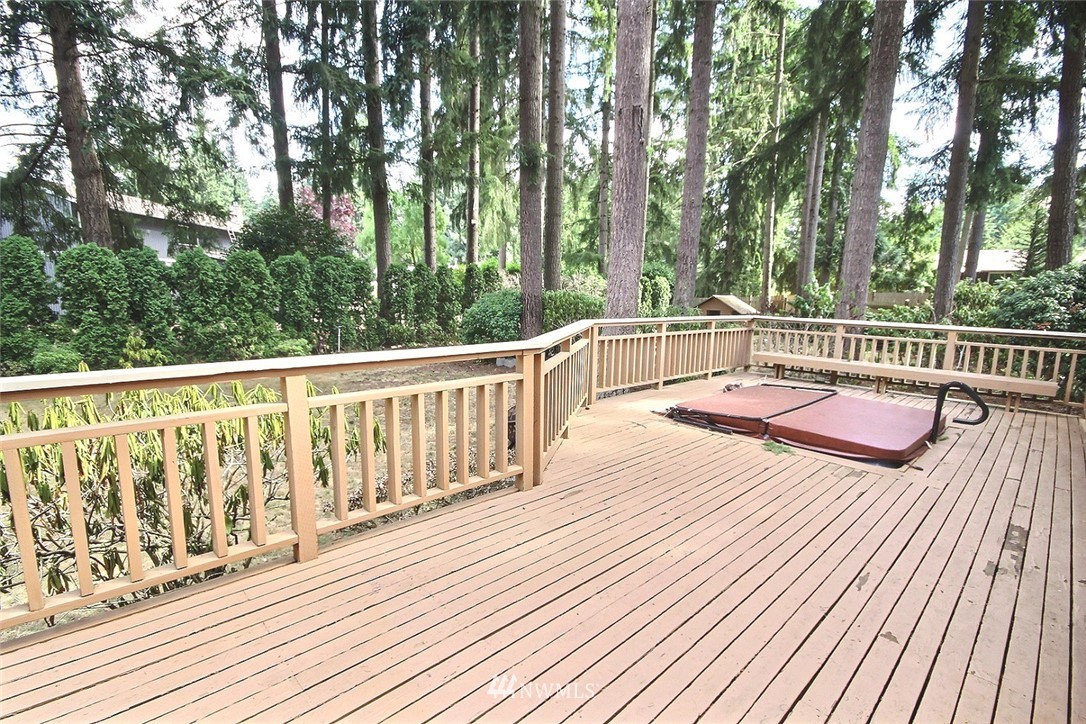 14102 148th Place Southeast Renton, WA 98059 - Photo 16 of 19