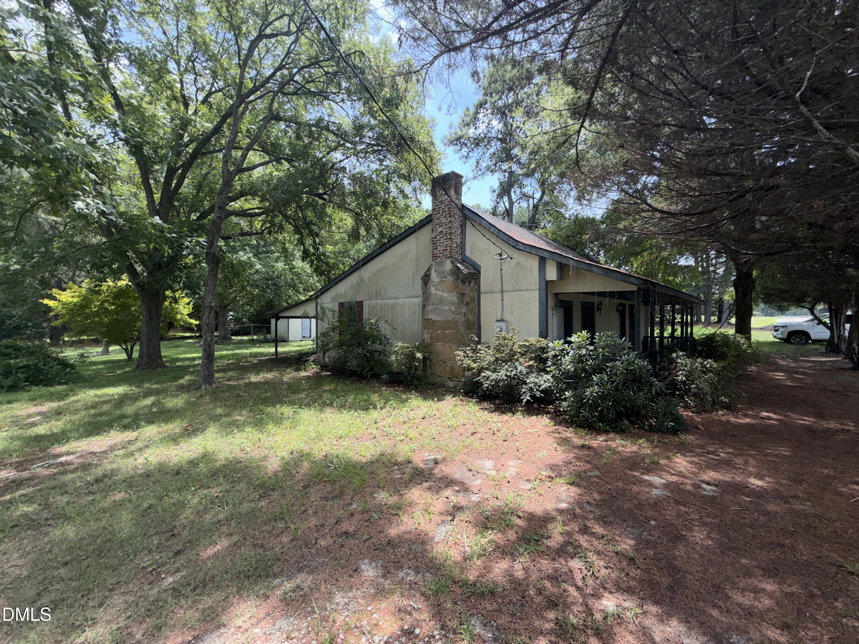 8000 Lockleair Road Zebulon, NC 27597 - Photo 4 of 12 IMG_1415
