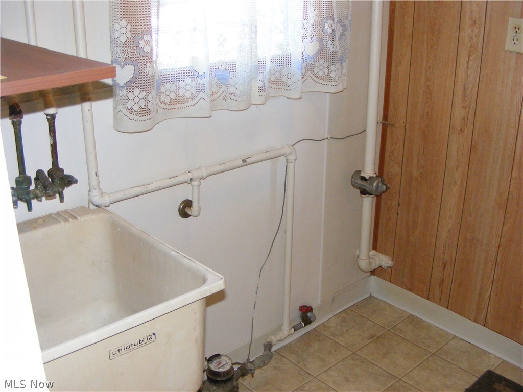 689 Weller Road Elyria, OH 44035 - Photo 14 of 24 Gallery Image 14