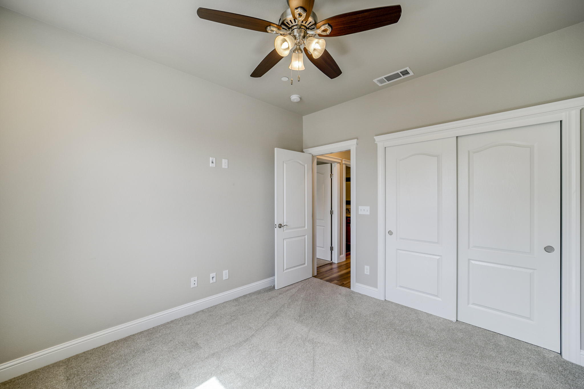 4585 Risstay Way Shasta Lake, CA 96019 - Photo 22 of 46 modern colors in bedroom