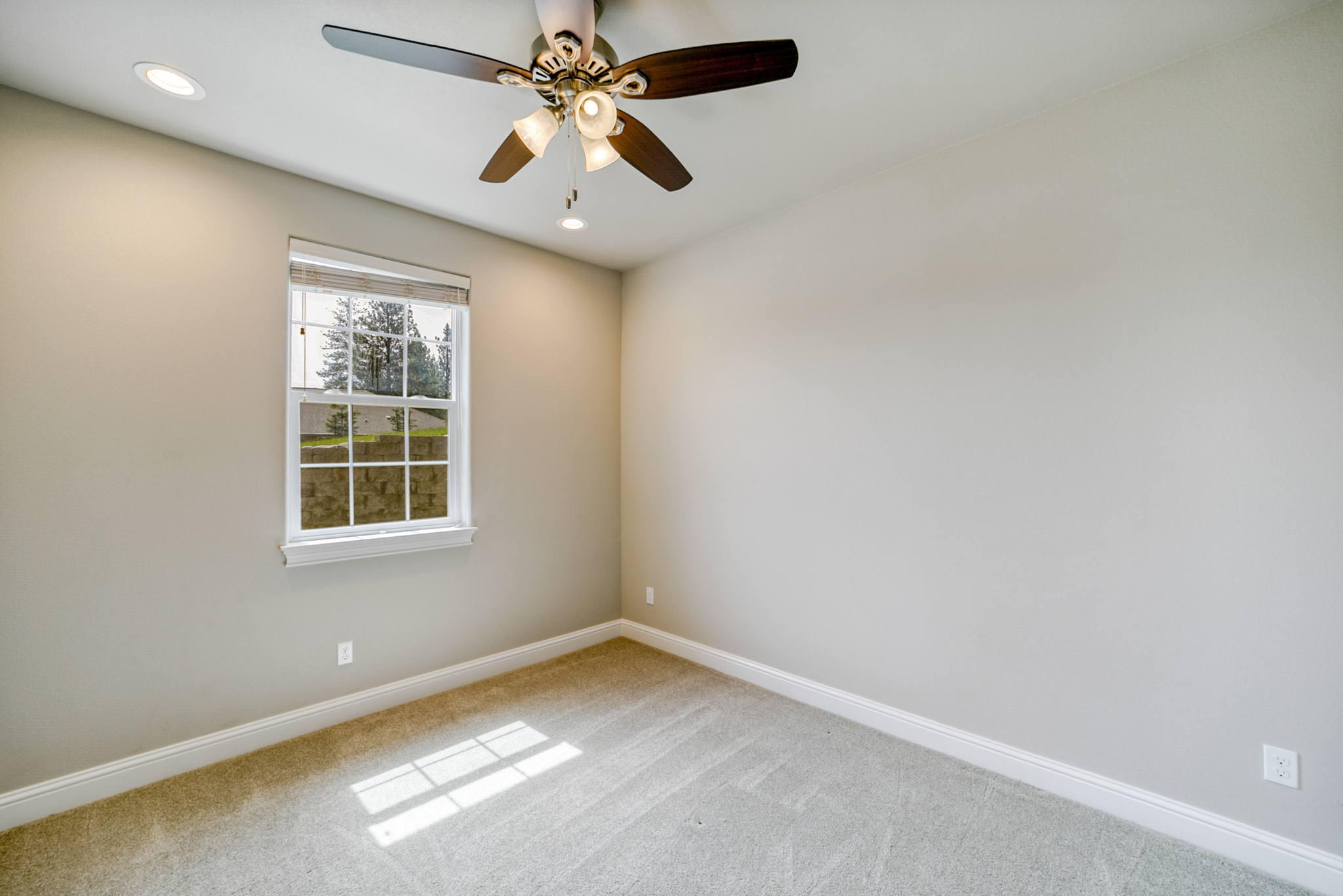 4585 Risstay Way Shasta Lake, CA 96019 - Photo 23 of 46 bedroom #2