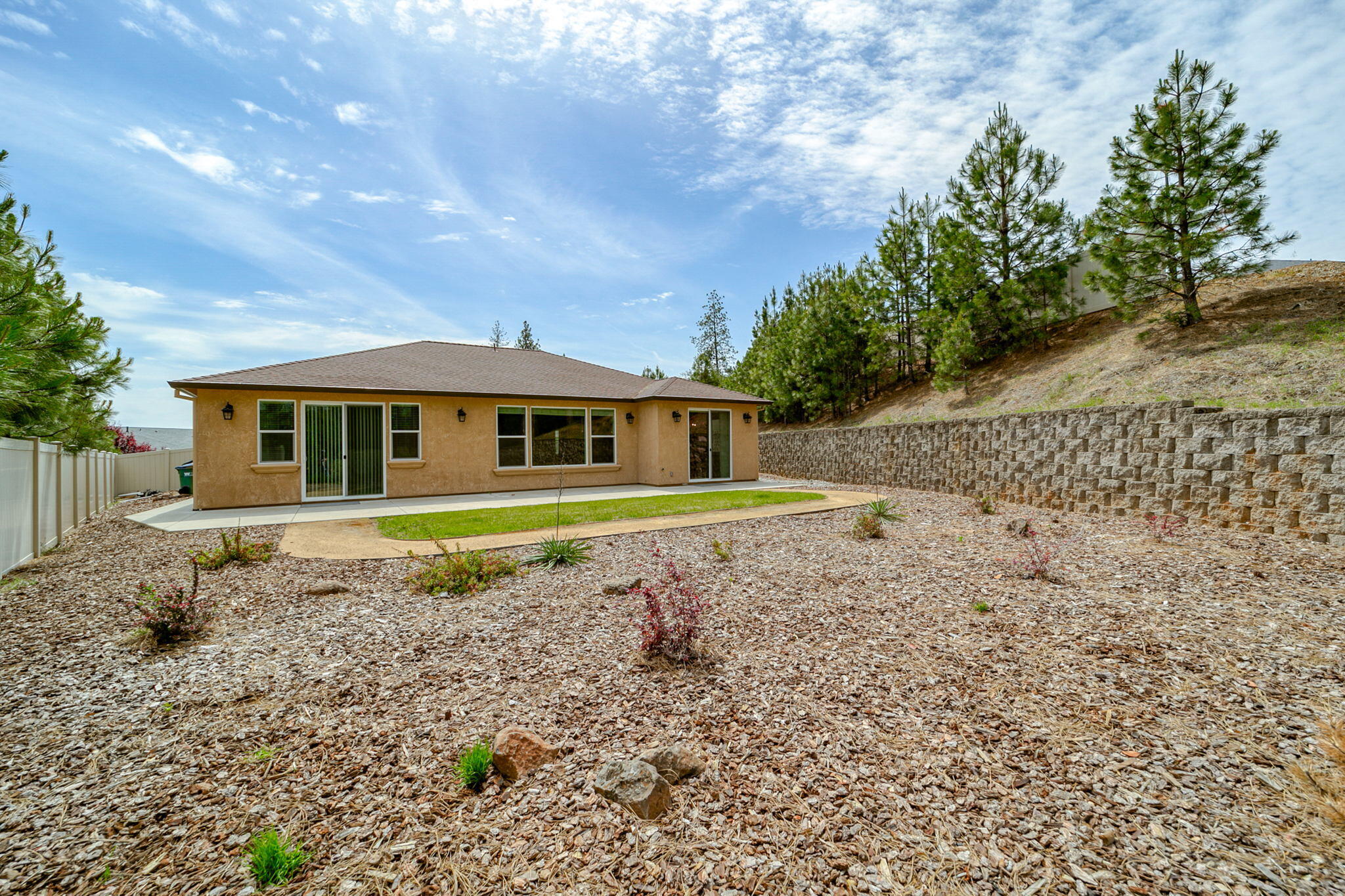 4585 Risstay Way Shasta Lake, CA 96019 - Photo 28 of 46 Large yard & retaining wall