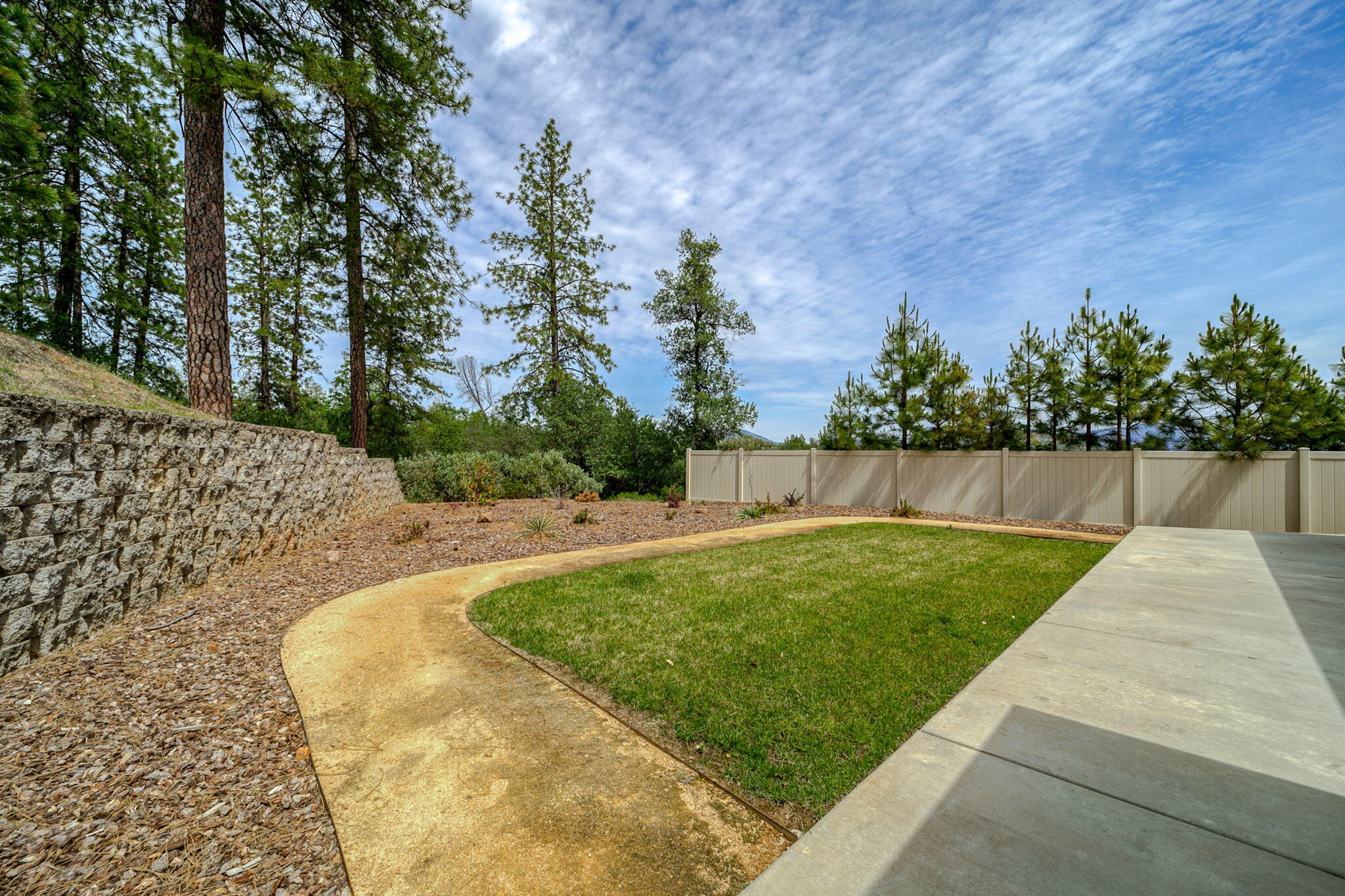 4585 Risstay Way Shasta Lake, CA 96019 - Photo 29 of 46 rear yard