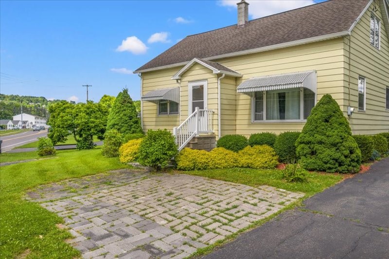 606 Reynolds Road Johnson City, NY 13790 - Photo 37 of 38