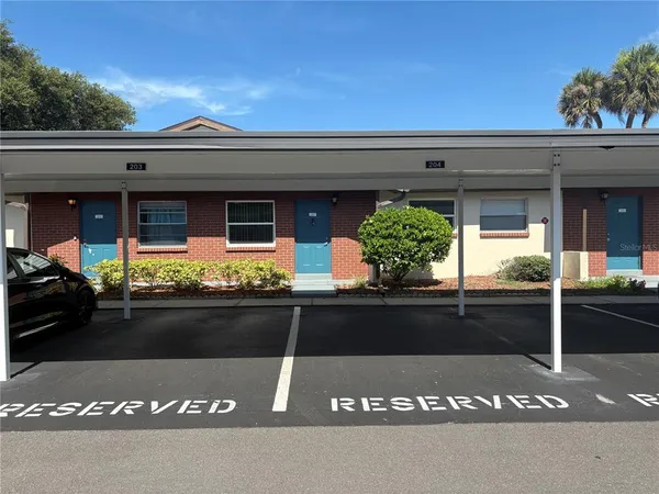 $133,900 | 24862 US Highway 19 North, Unit 205, Clearwater, FL 33763