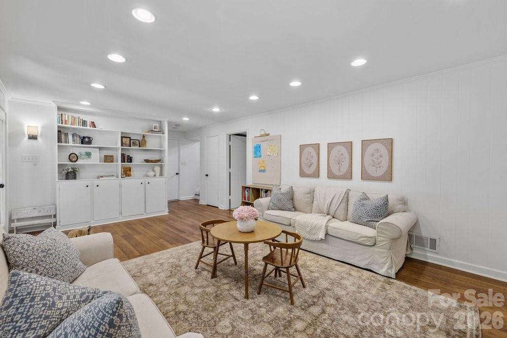 3019 Goneaway Road Charlotte, NC 28210 - Photo 17 of 25 Gallery Image 17