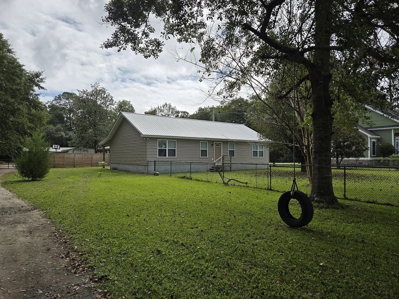 5177 Berkeley Court Murrells Inlet, SC 29576 - Photo 30 of 49