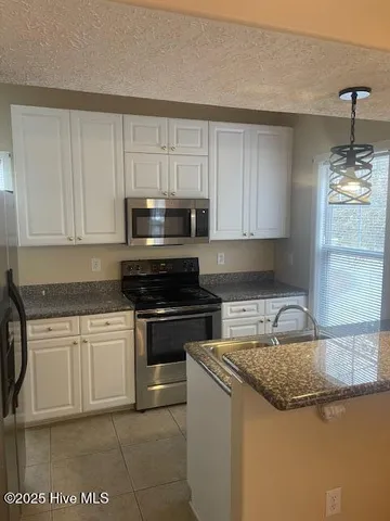 $1,375 | 506 Sea Knight Lane, Havelock, NC 28532