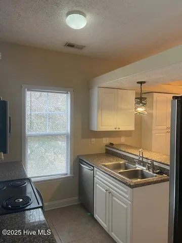 $1,375 | 506 Sea Knight Lane, Havelock, NC 28532