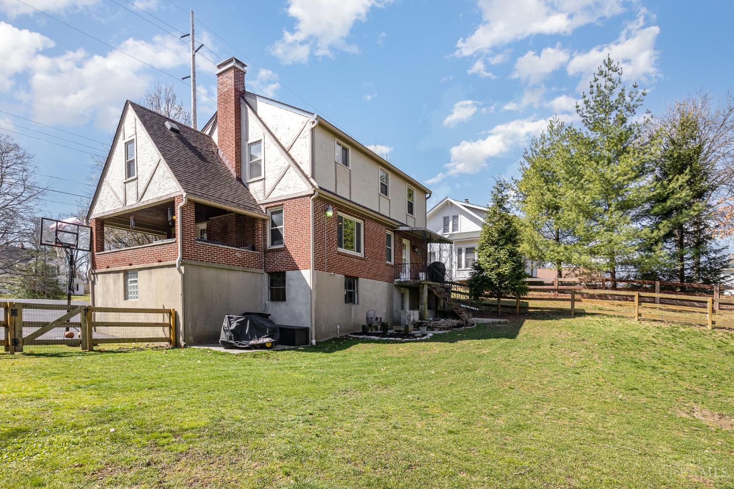 1920 Compton Road Cincinnati, OH 45231 - Photo 21 of 28 Gallery Image 21