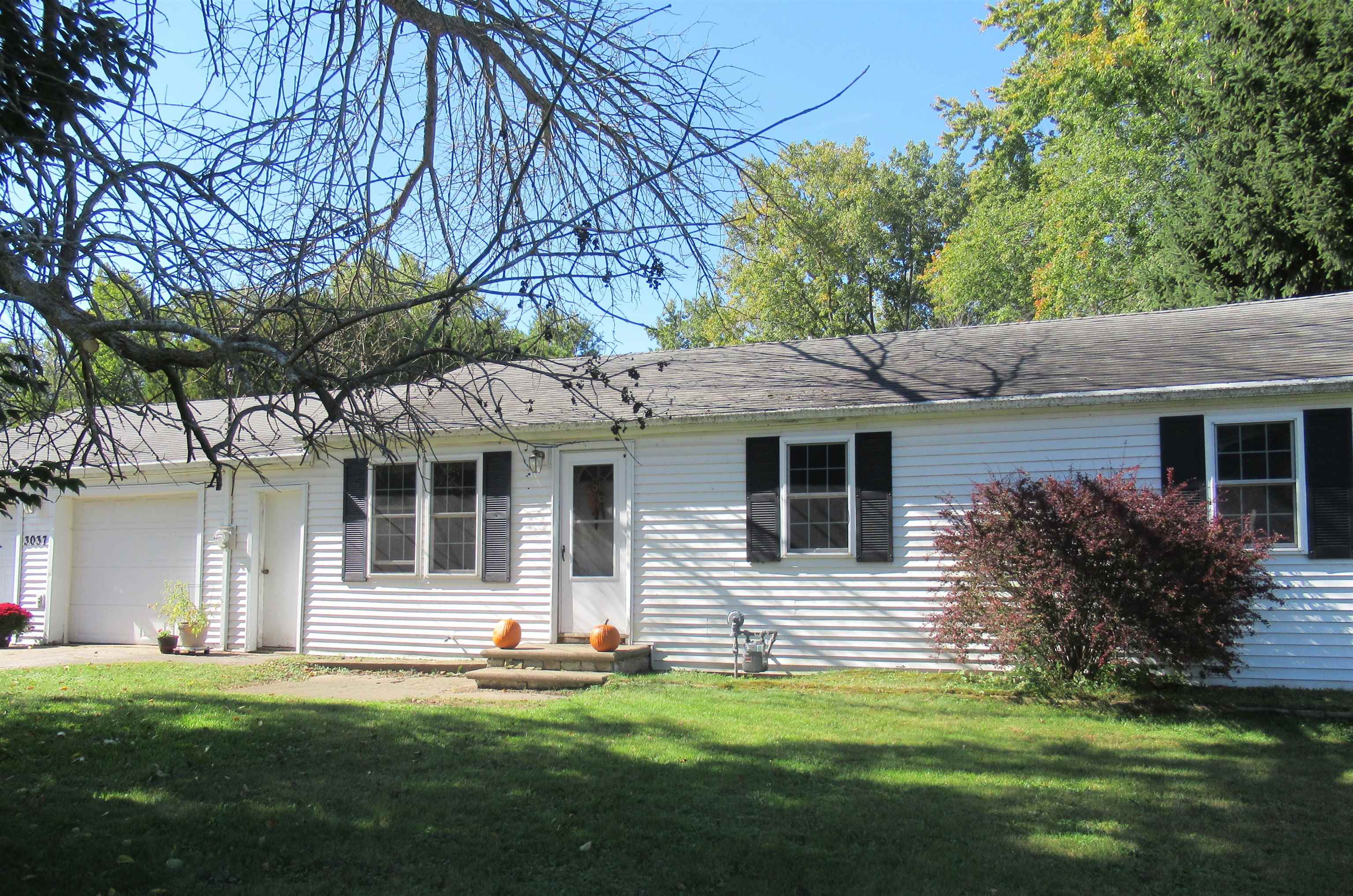 3037 Birch Road Suamico, WI 54173 - Photo 3 of 24 Gallery Image 3