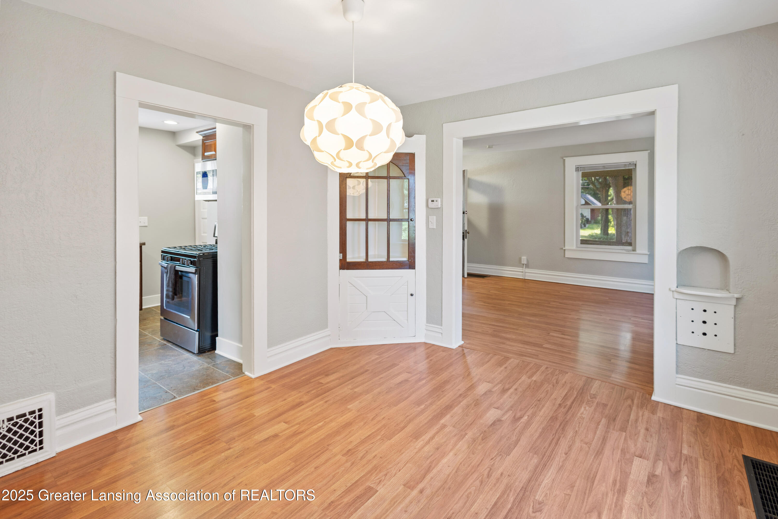 1808 Drexel Road Lansing, MI 48915 - Photo 13 of 53 DREXEL-9
