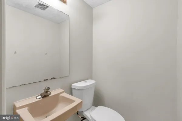 $2,200 | 4327 Rockport Lane, Bowie, MD 20720