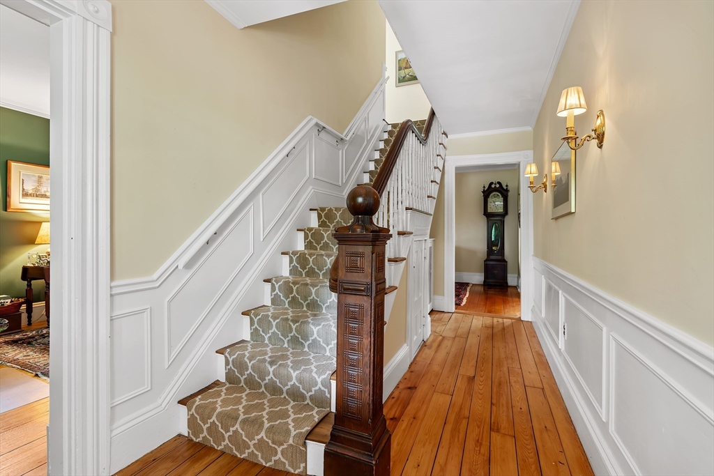 11 Concord Road Wayland, MA 01778 - Photo 16 of 35