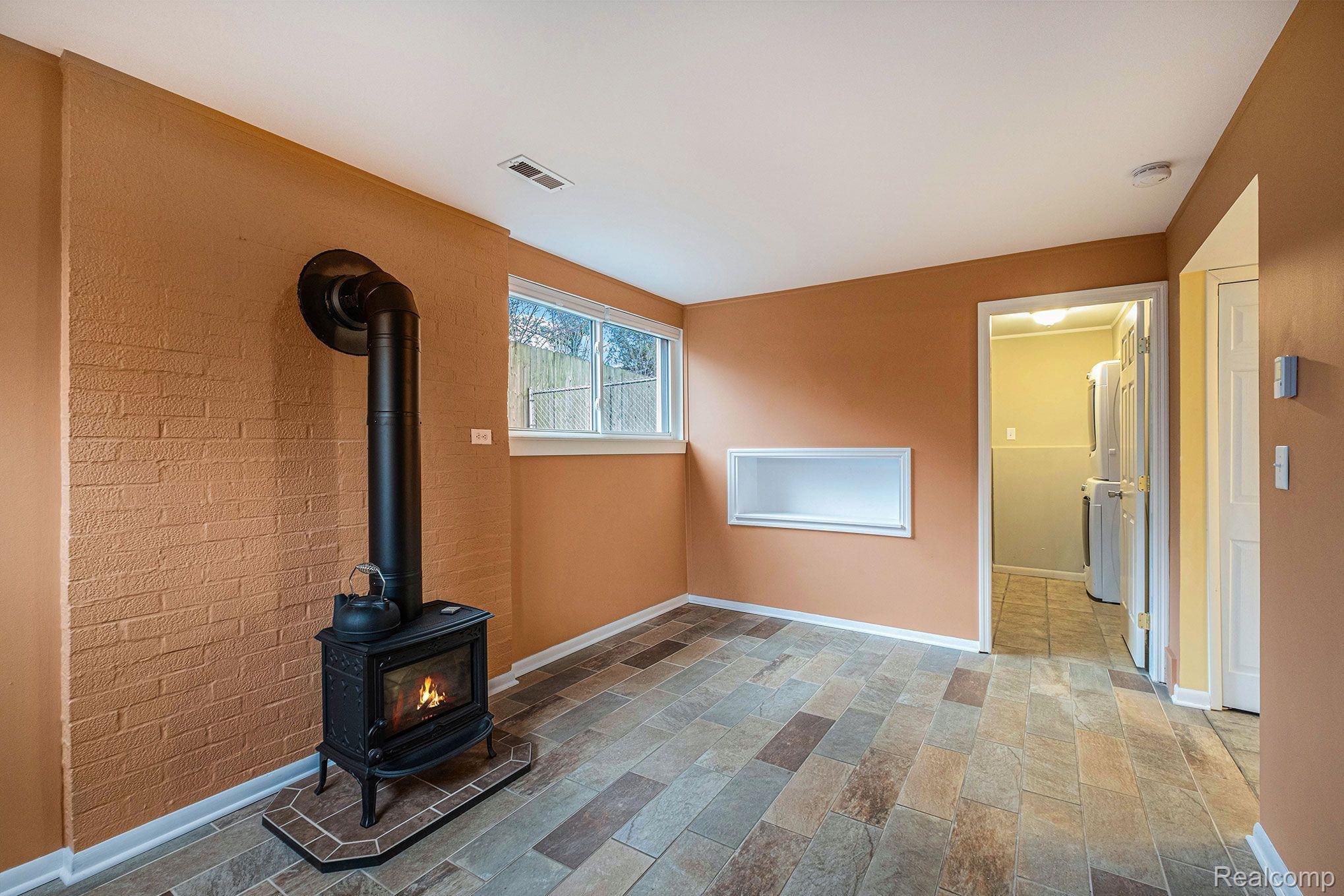 1161 Wendy Road Ann Arbor, MI 48103 - Photo 27 of 36 Gallery Image 27