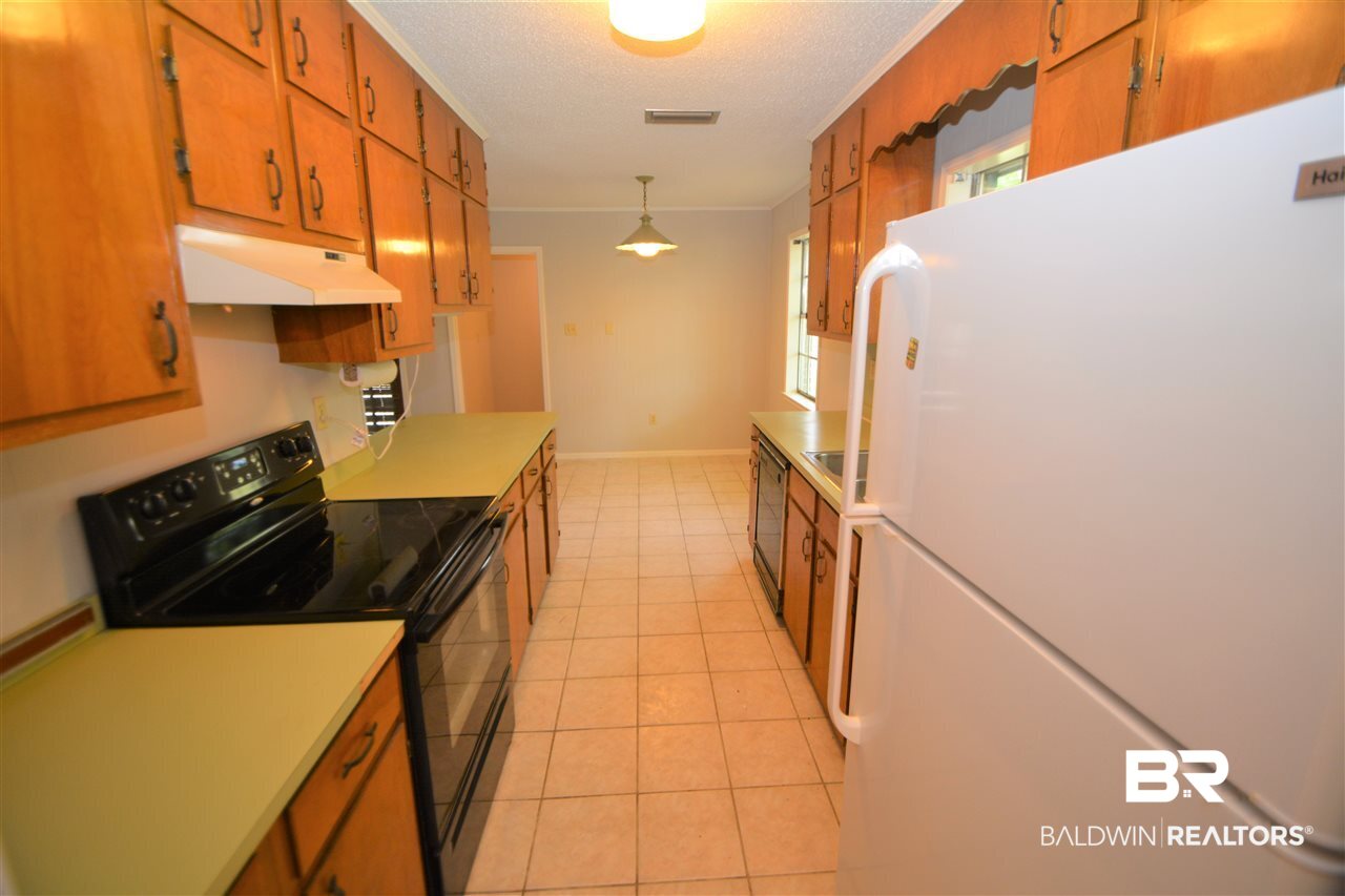 2704 Longleaf Drive Mobile, AL 36693 - Photo 9 of 28