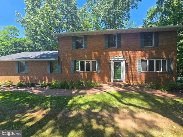 $700,000 | 6441 Woodbine Road, Woodbine, MD 21797