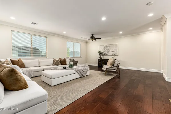 $939,900 | 2491 East Penedes Drive, Gilbert, AZ 85298