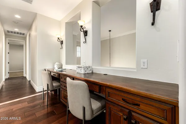 $939,900 | 2491 East Penedes Drive, Gilbert, AZ 85298