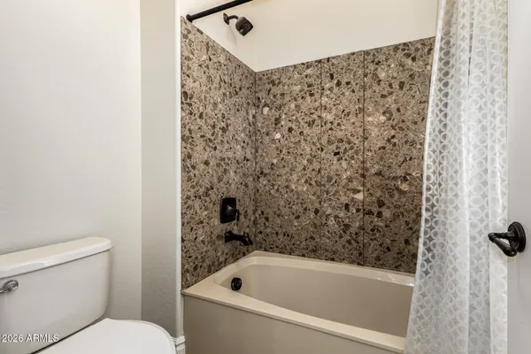 $939,900 | 2491 East Penedes Drive, Gilbert, AZ 85298