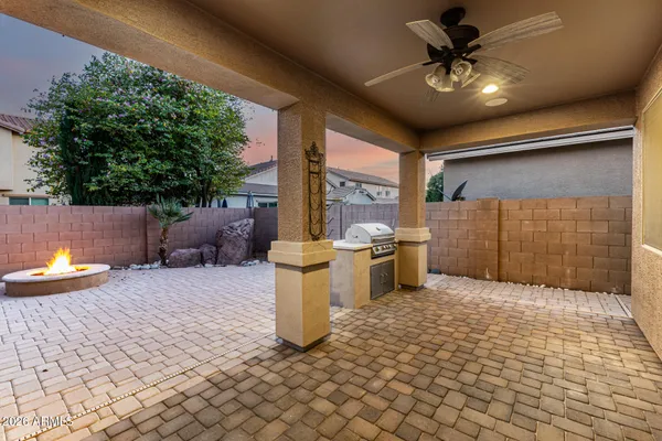 $939,900 | 2491 East Penedes Drive, Gilbert, AZ 85298