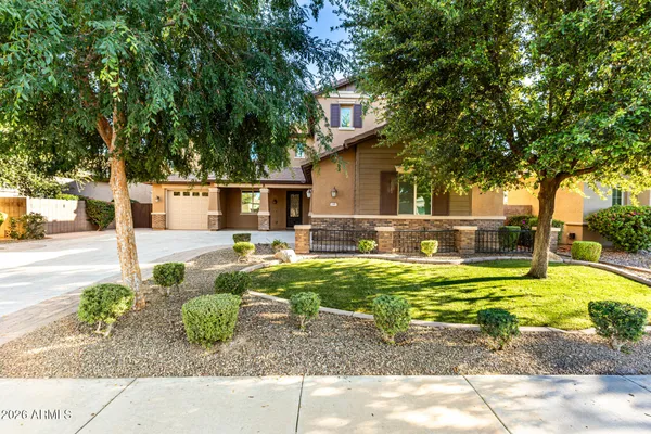 $939,900 | 2491 East Penedes Drive, Gilbert, AZ 85298