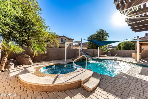 $939,900 | 2491 East Penedes Drive, Gilbert, AZ 85298