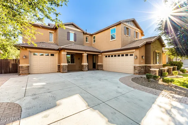 $939,900 | 2491 East Penedes Drive, Gilbert, AZ 85298