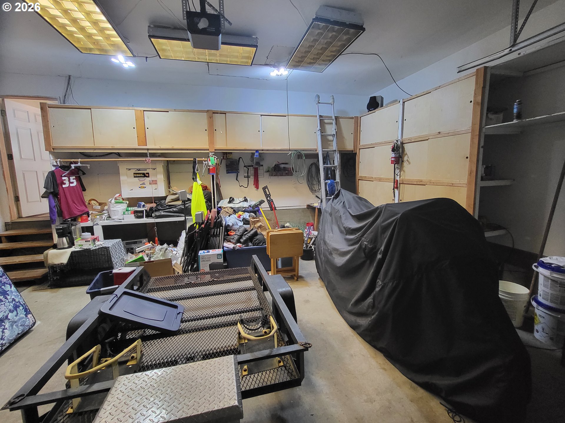 963 Crocker Street Coos Bay, OR 97420 - Photo 34 of 42 a room with gym equipment