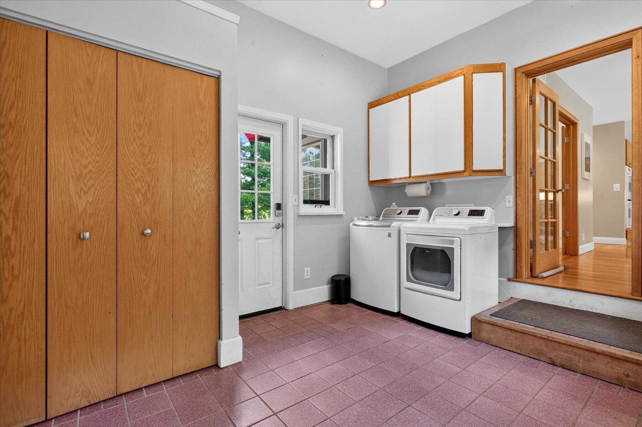 11410 Jones Road Berrien Springs, MI 49103 - Photo 16 of 43 16-24