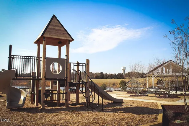 $549,900 | 1701 Highpoint Street, Wake Forest, NC 27587